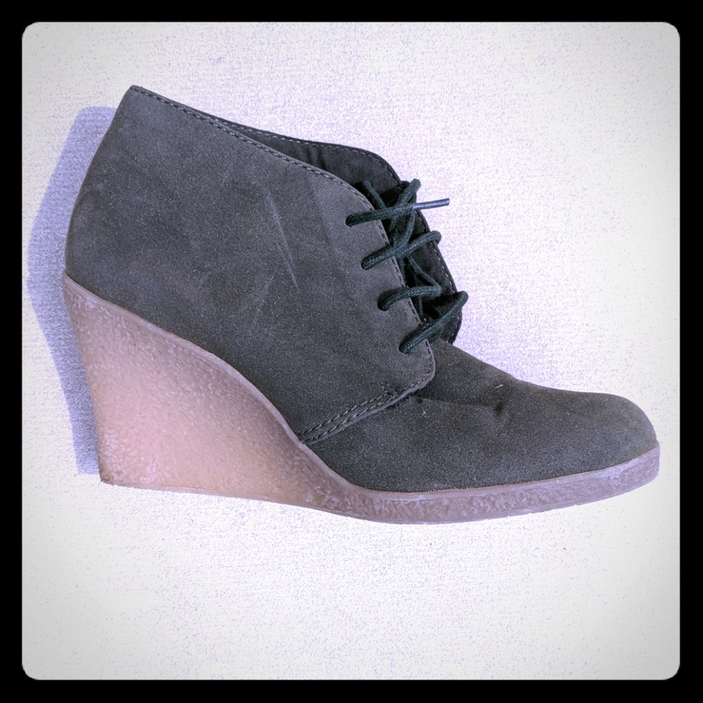 Rampage faux suede ankle boot green wedge 8